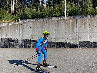 049_AKVuQGdNLFY